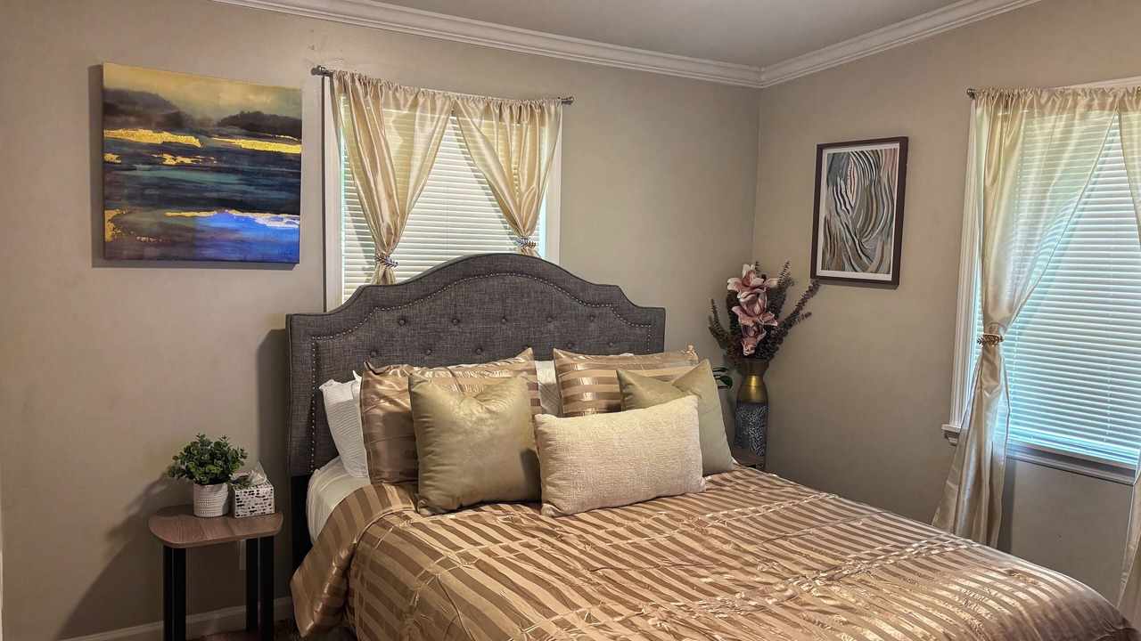 Photo of Bedroom in Northside