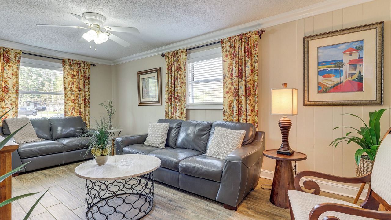 Photo of Livingroom in Sans Souci
