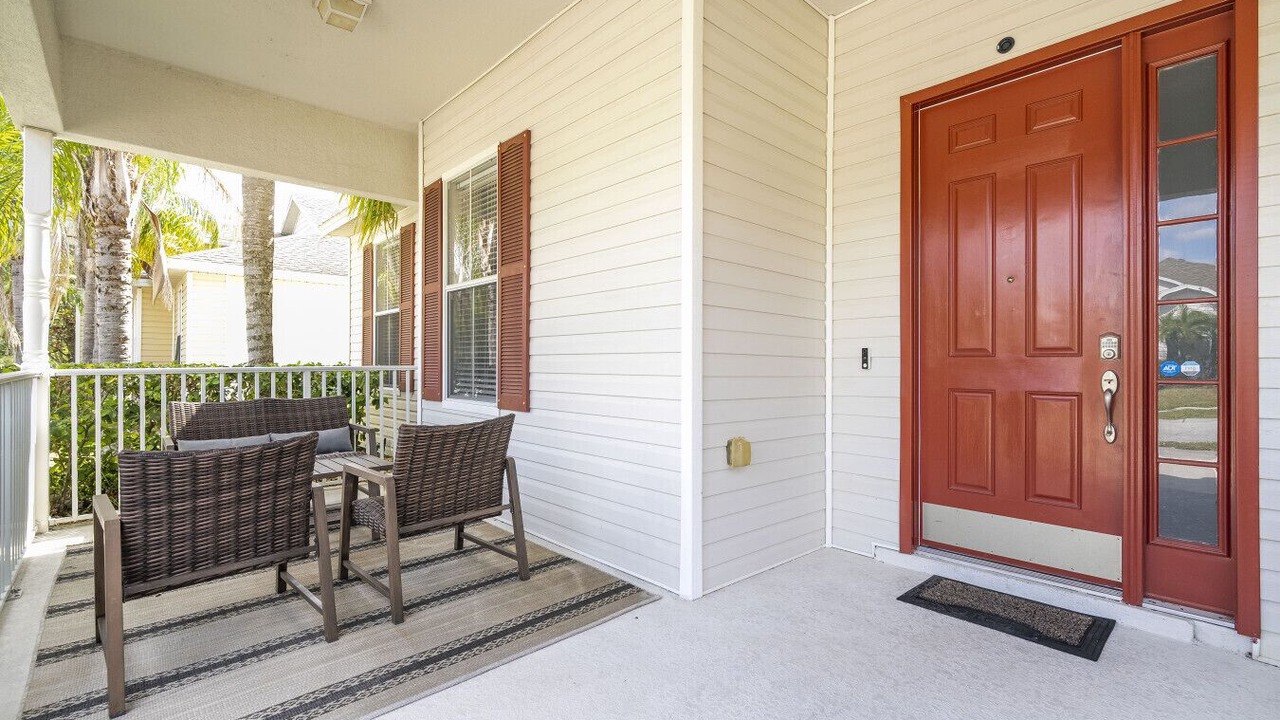 Photo of Patio Balcony in Trafalgar Village