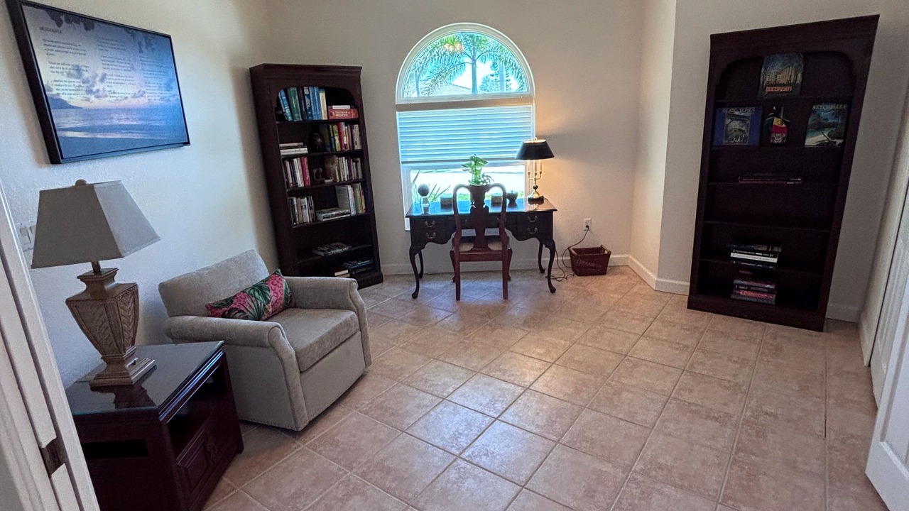 Photo of Livingroom in Burnt Store Isles