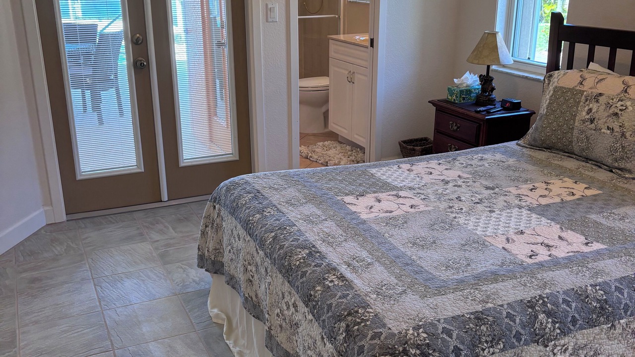 Photo of Bedroom in Burnt Store Isles