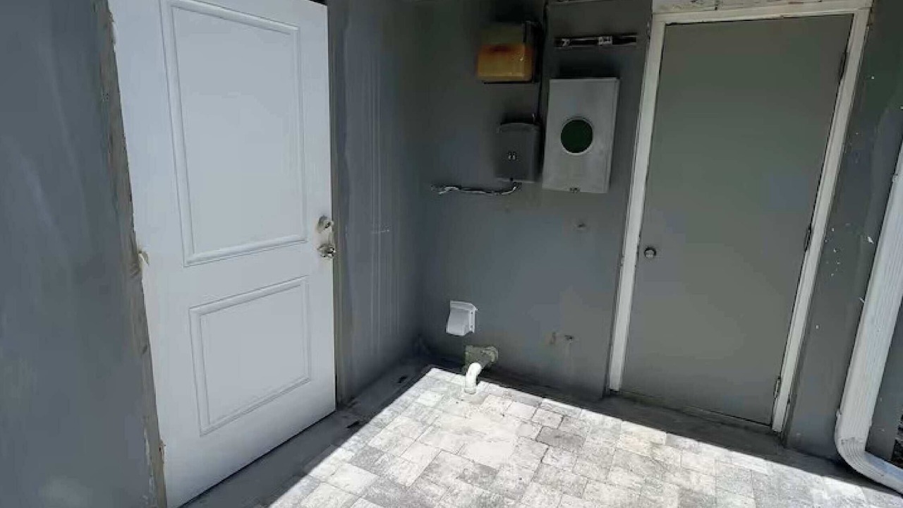 Photo of Outdoor in Palm Terrace Estates