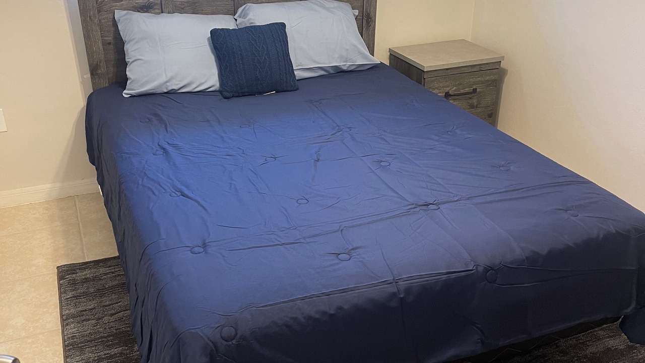 Photo of Bedroom in Lehigh Acres