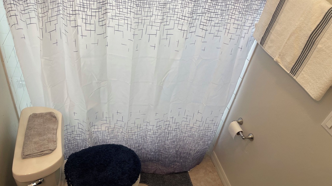 Photo of Bathroom in Lehigh Acres