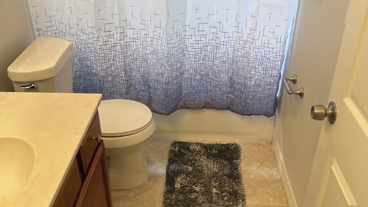 Photo of Bathroom in Lehigh Acres