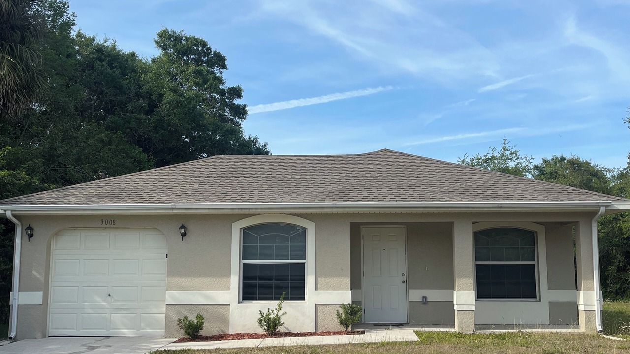 Photo of Outdoor in Lehigh Acres