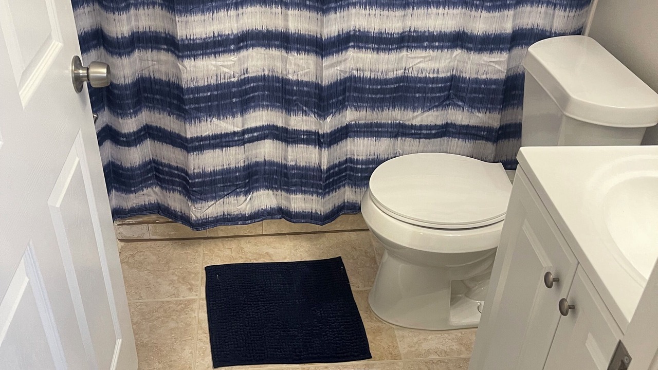 Photo of Bathroom in Lehigh Acres