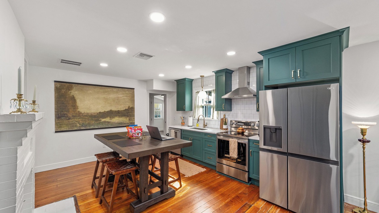 Photo of Kitchen in Historic District