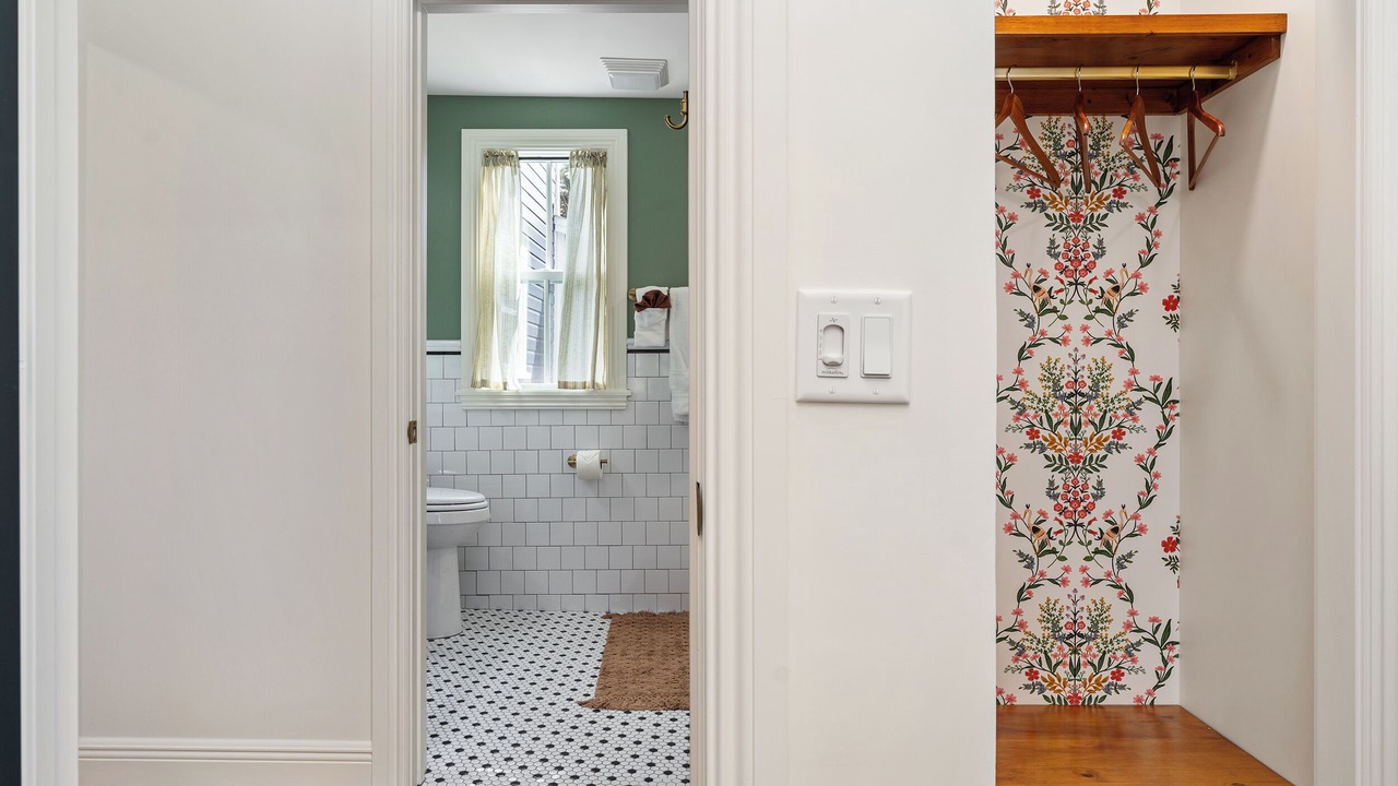 Photo of Bathroom in Historic District
