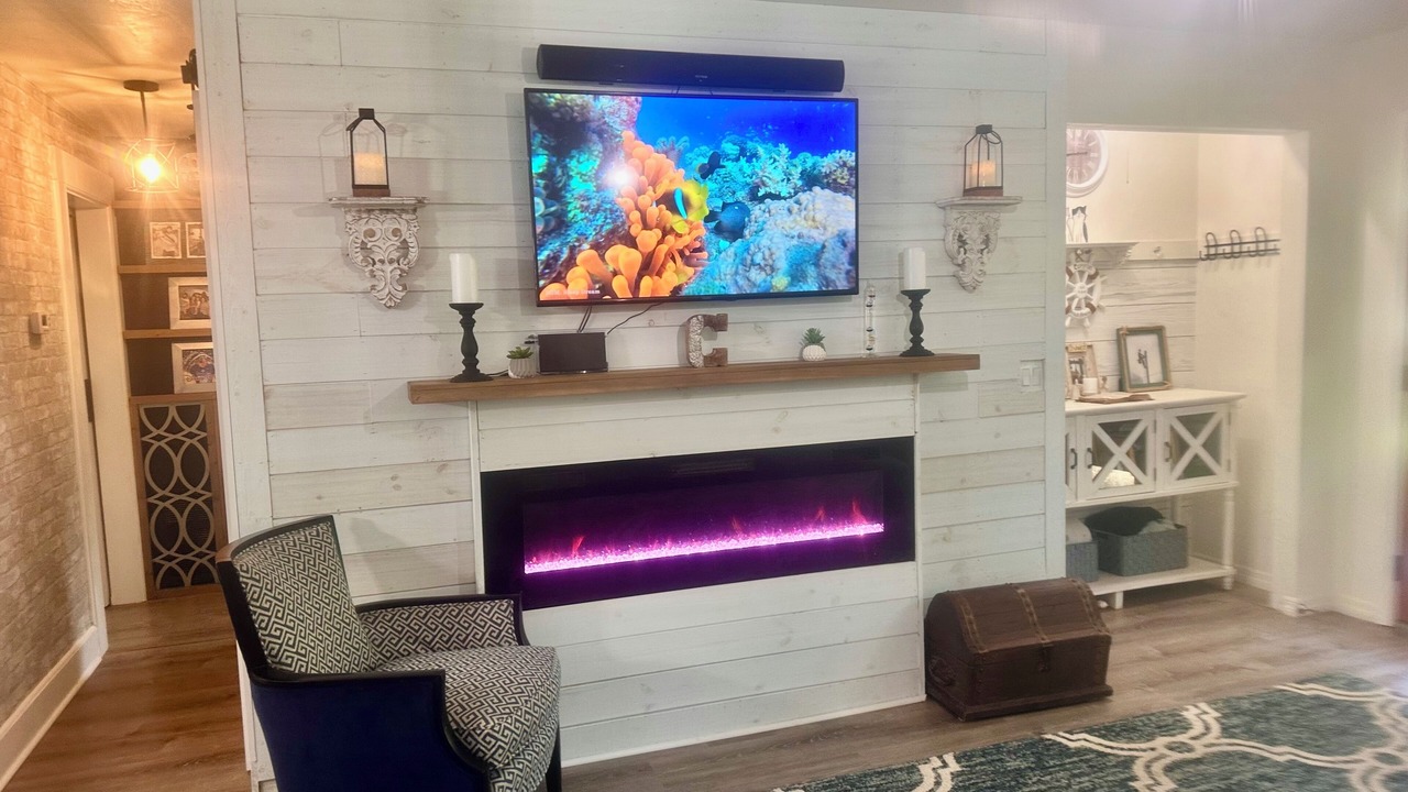 Photo of Livingroom in Oak Hill