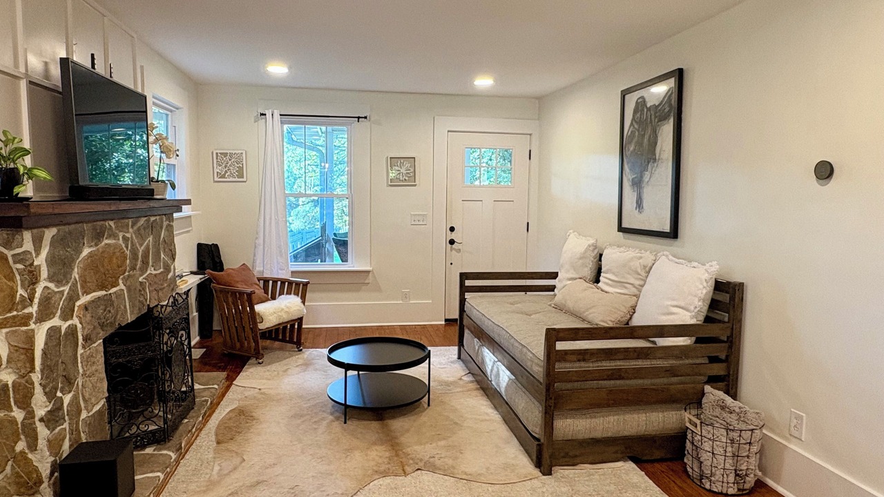 Photo of Livingroom in Greenville