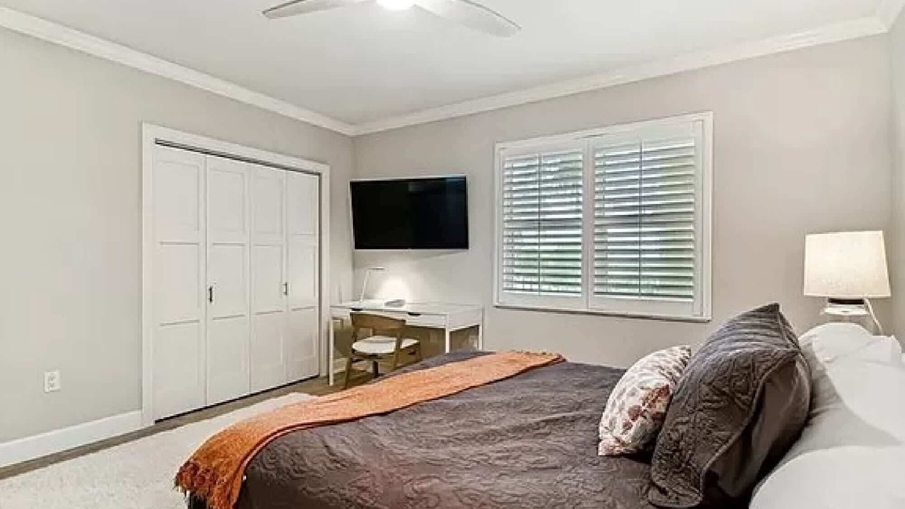 Photo of Bedroom in North Redington Beach
