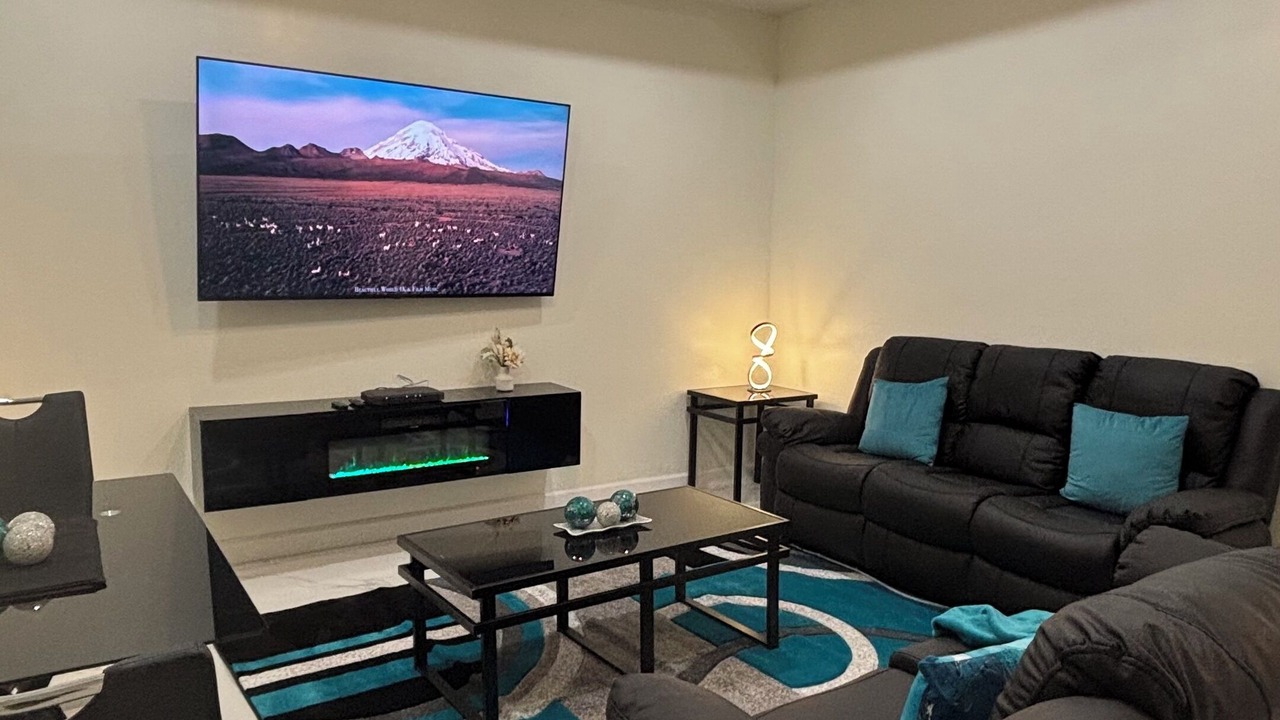 Photo of Livingroom in Westminister