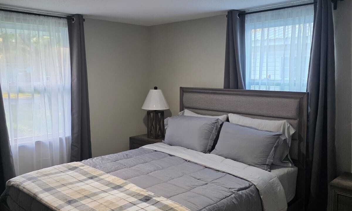 Photo of Bedroom in Zephyrhills