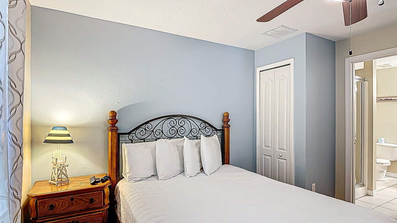 Photo of Bedroom in Sandy Ridge