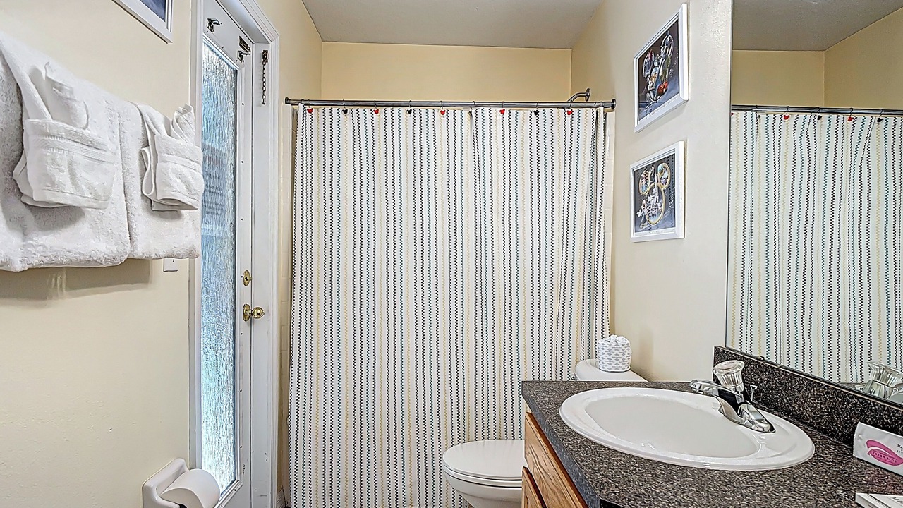 Photo of Bathroom in Sandy Ridge