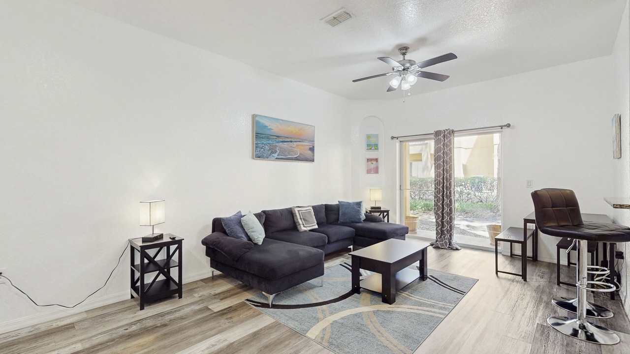 Photo of Livingroom in Regal Palms