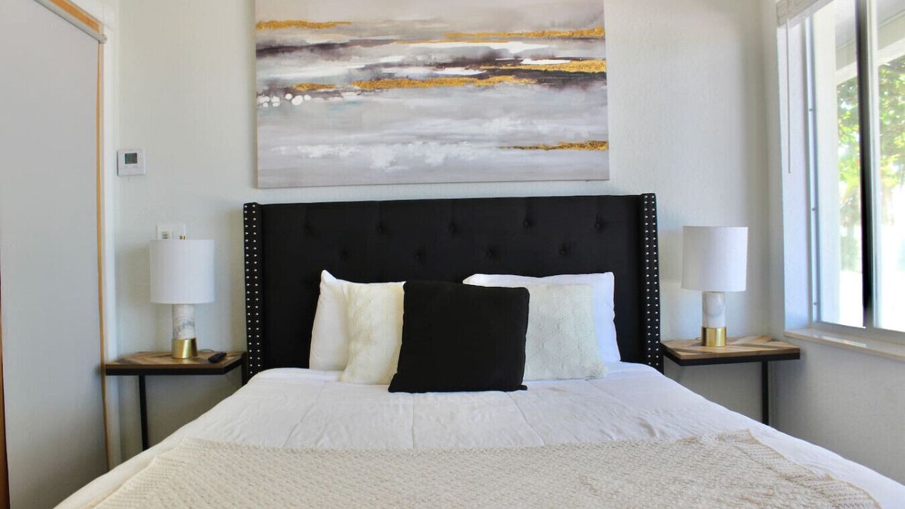 Photo of Bedroom in North Beach