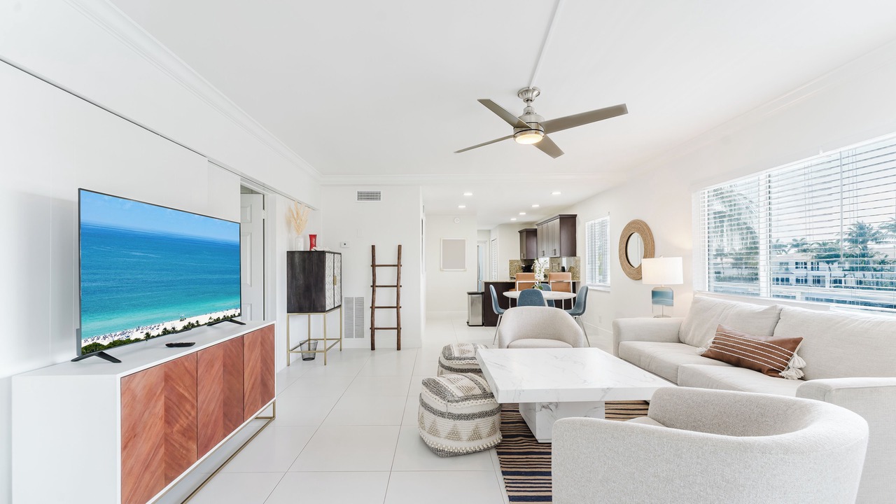 Photo of Livingroom in Boca Raton