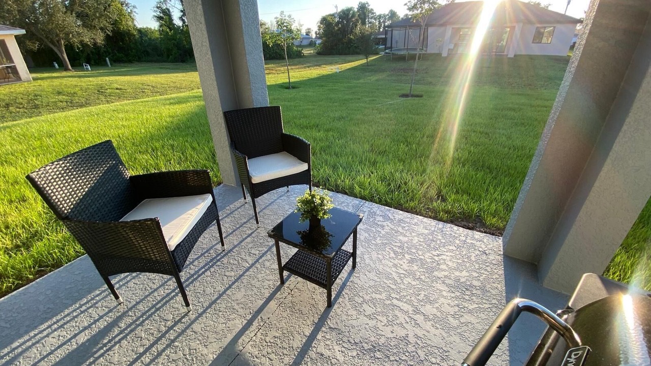 Photo of Patio Balcony in Jacarandas