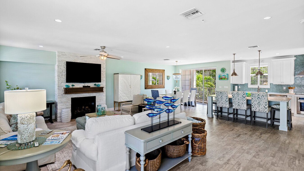 Photo of Livingroom in Juno Beach