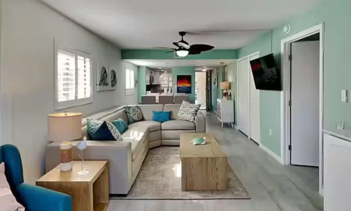 Photo of Livingroom in Majestic Palms