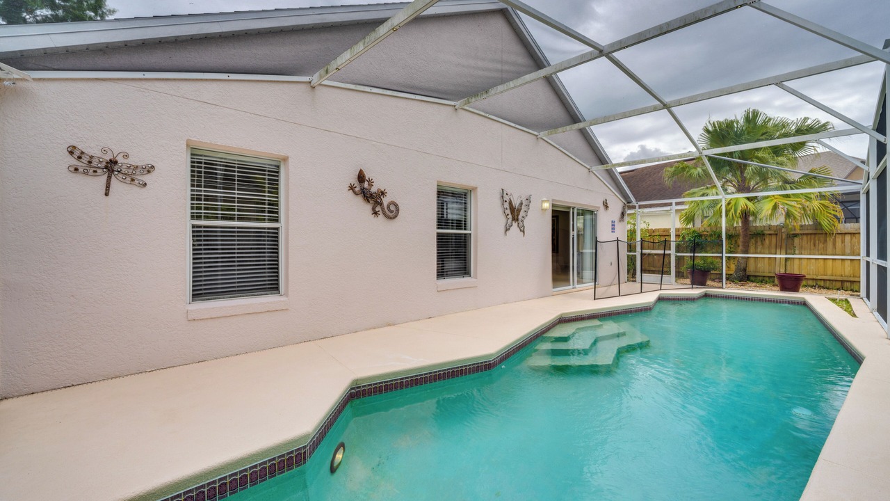 Photo of Outdoor in Lake Davenport Estates