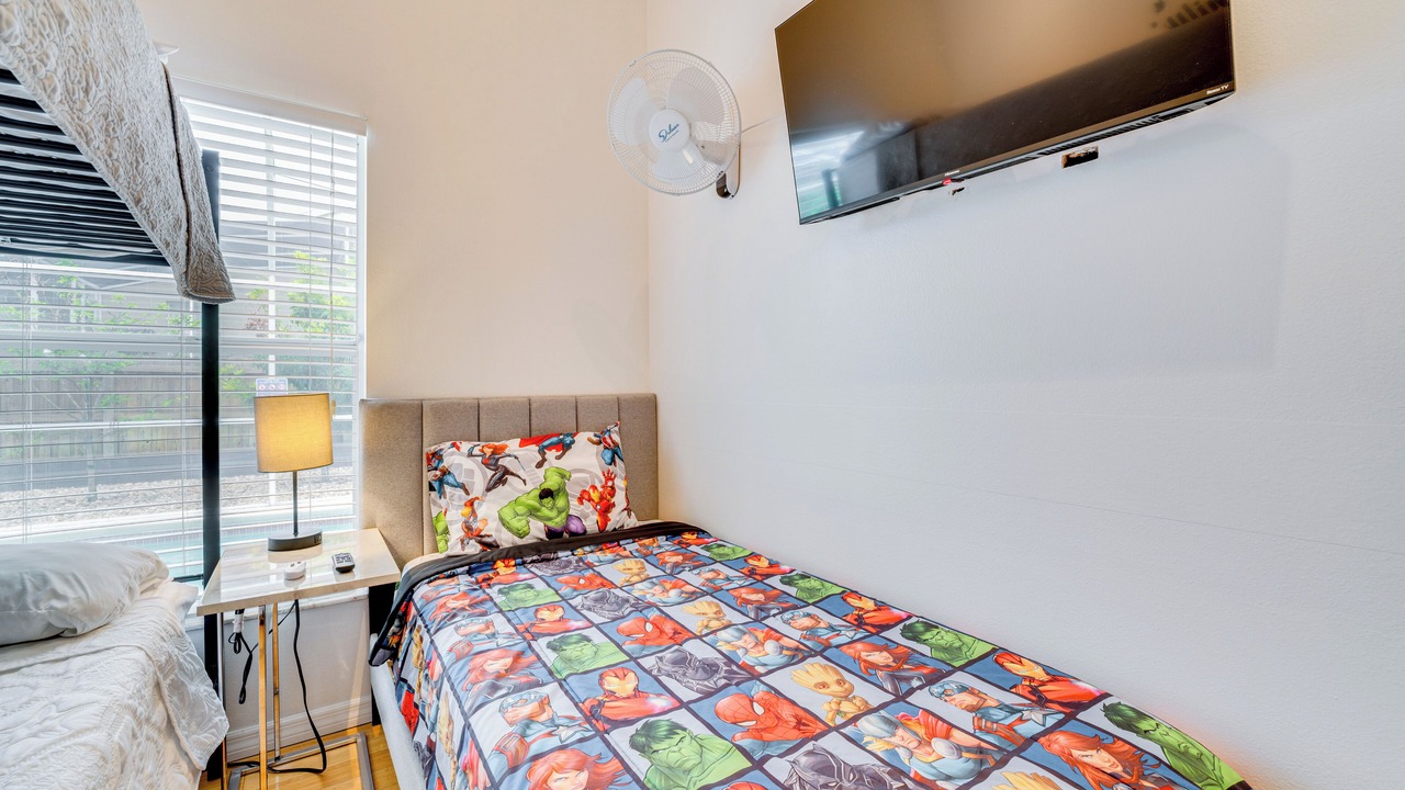 Photo of Bedroom in Lake Davenport Estates