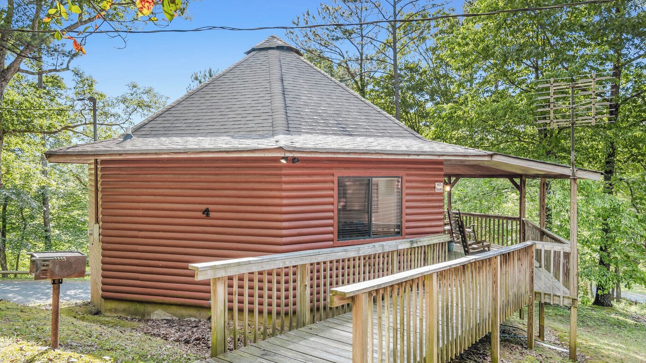 Photo of Patio Balcony in Ellijay