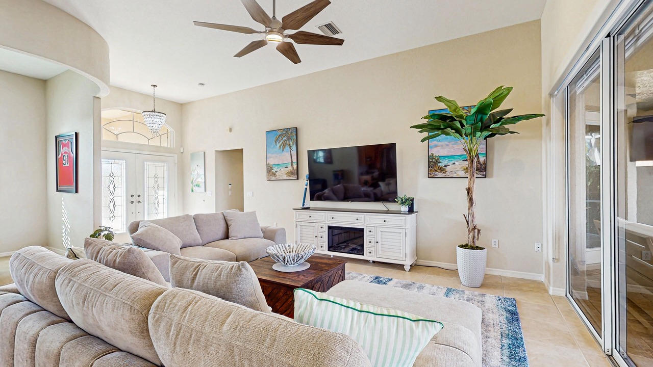 Photo of Livingroom in Burnt Store Isles
