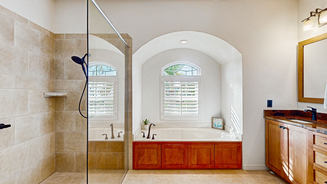 Photo of Bathroom in Burnt Store Isles