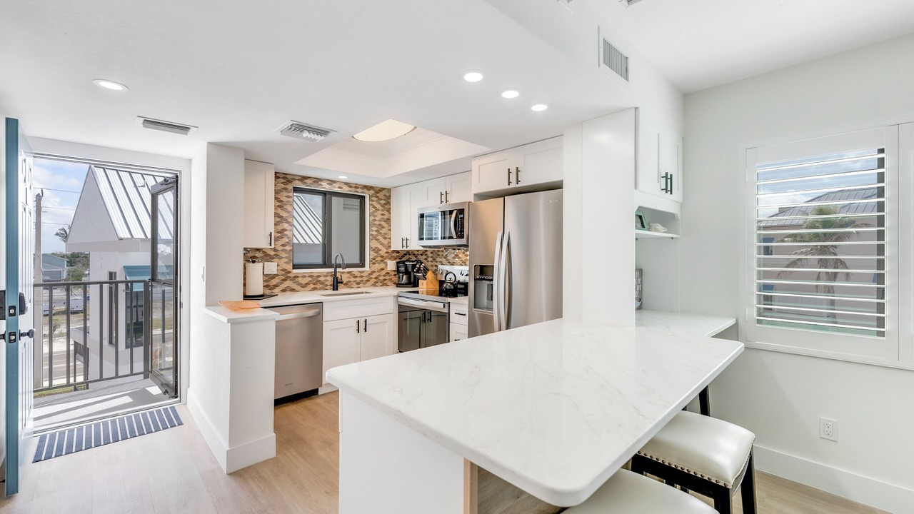 Photo of Kitchen in Mid Island