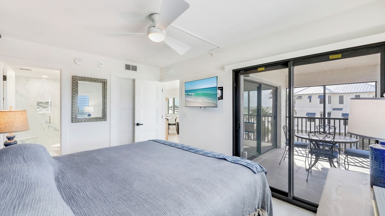 Photo of Bedroom in Mid Island