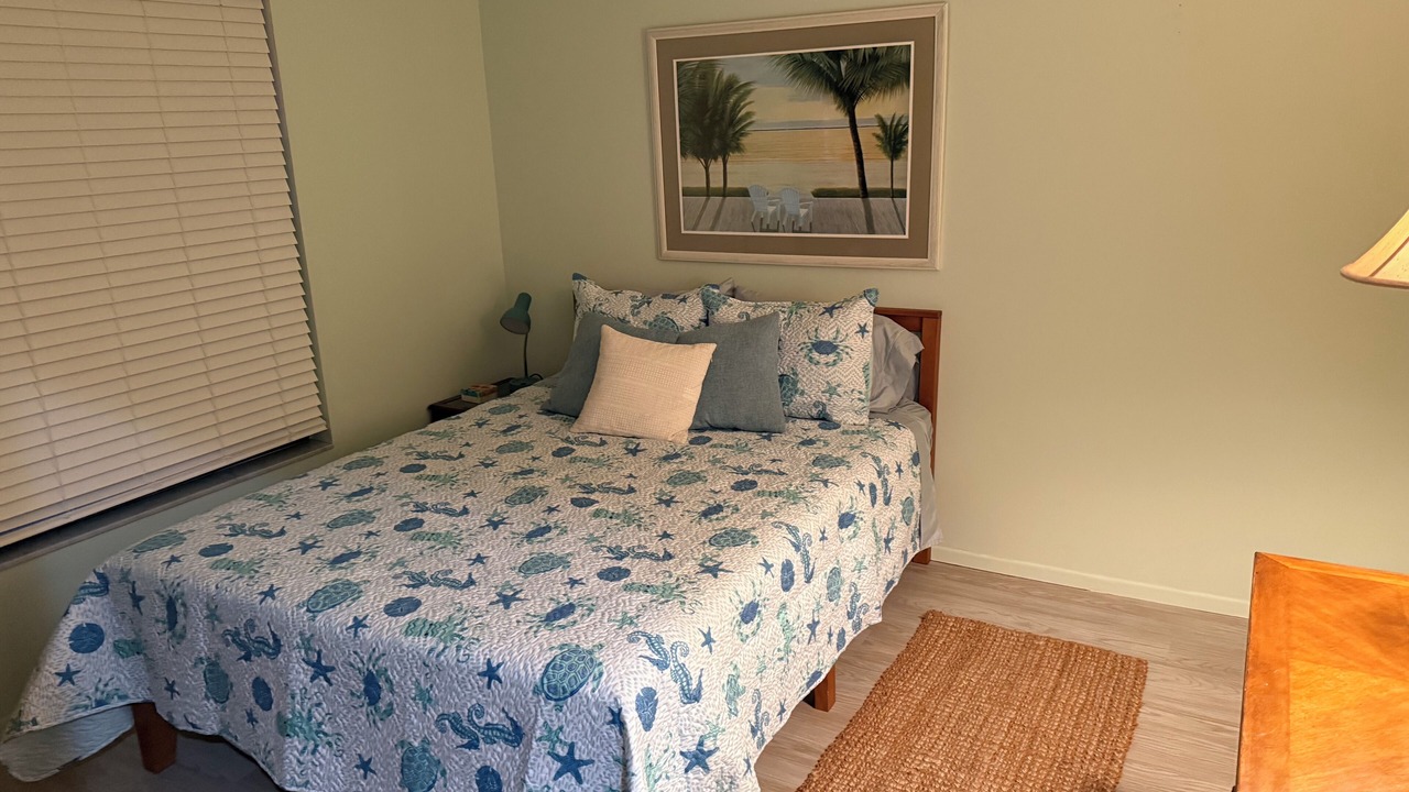 Photo of Bedroom in Cypress Lake