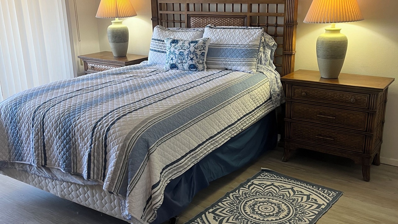 Photo of Bedroom in Cypress Lake