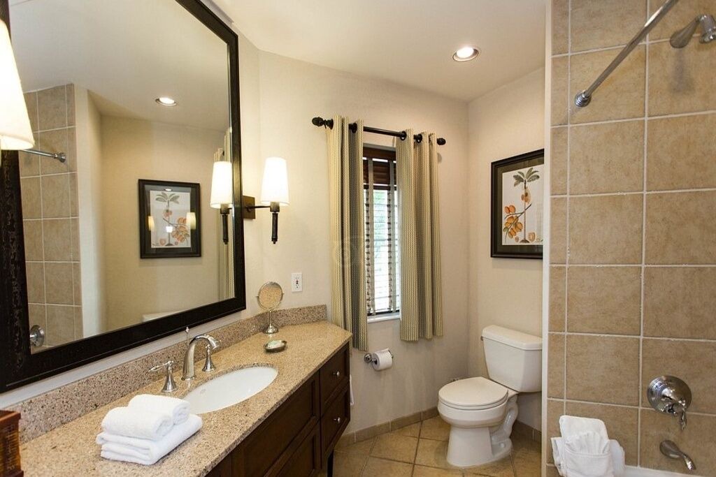 Photo of Bathroom in Estero