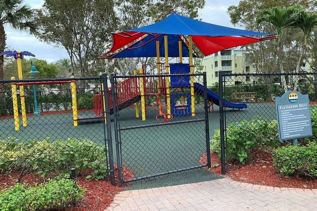 Photo of Others in Estero