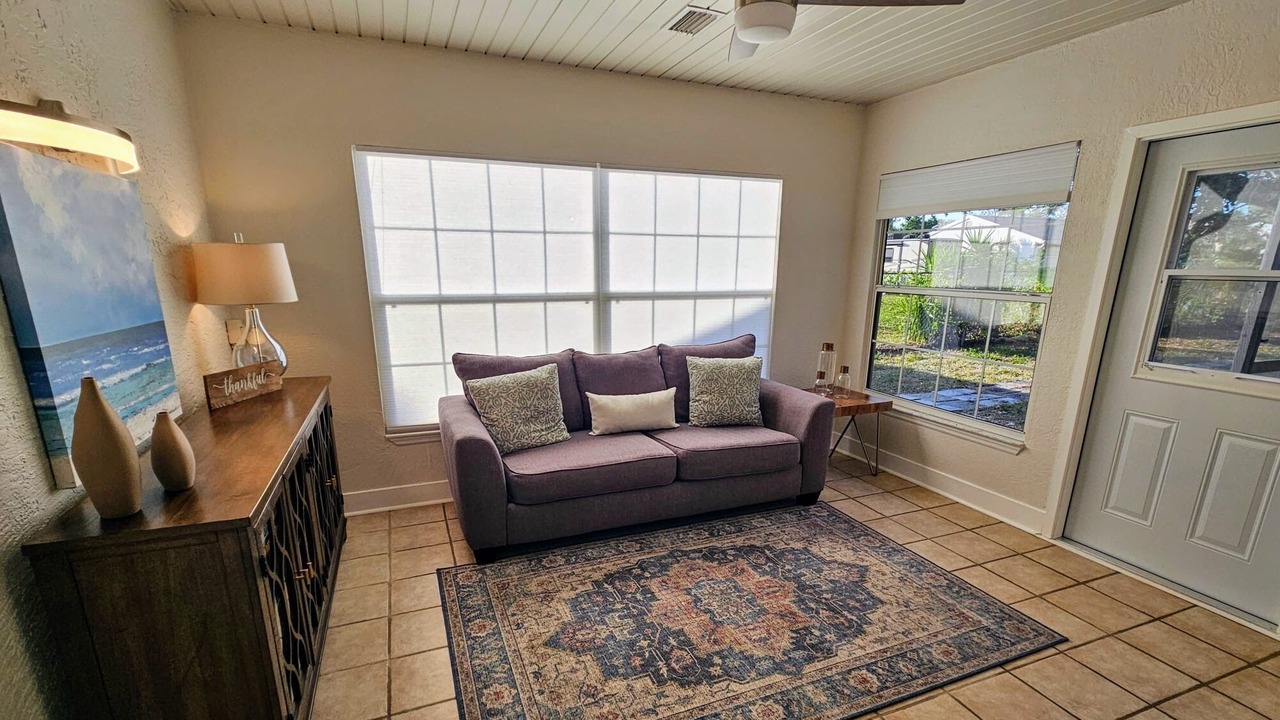 Photo of Livingroom in North Port