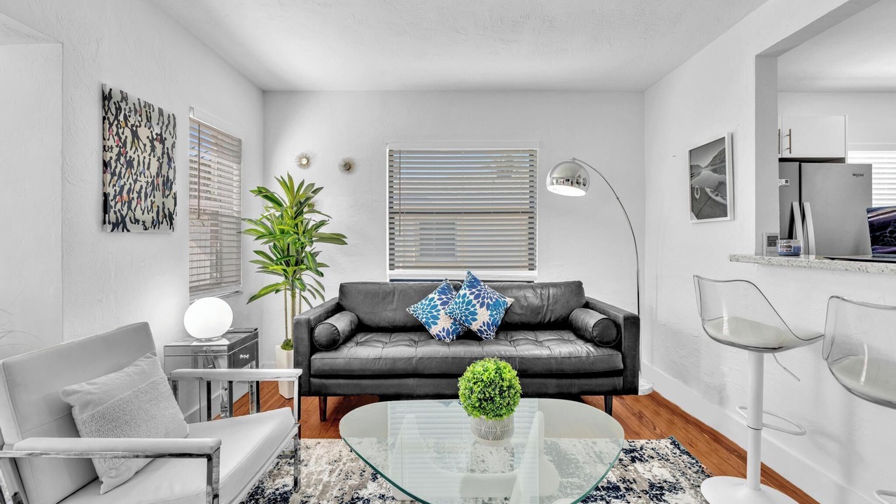 Photo of Livingroom in Dania Beach