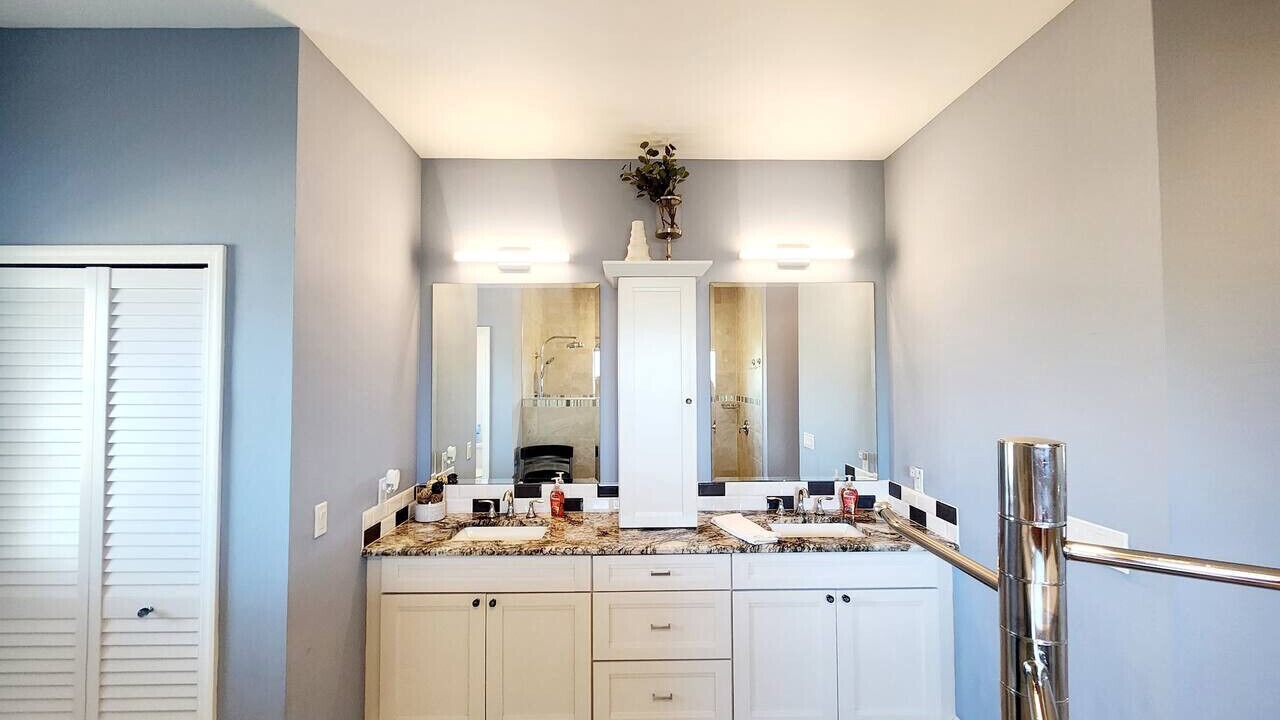 Photo of Bathroom in Pine Island Center