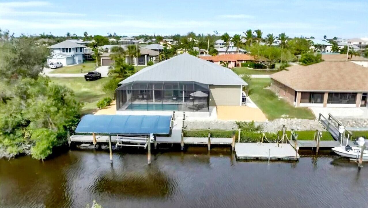 Photo of Outdoor in Pine Island Center