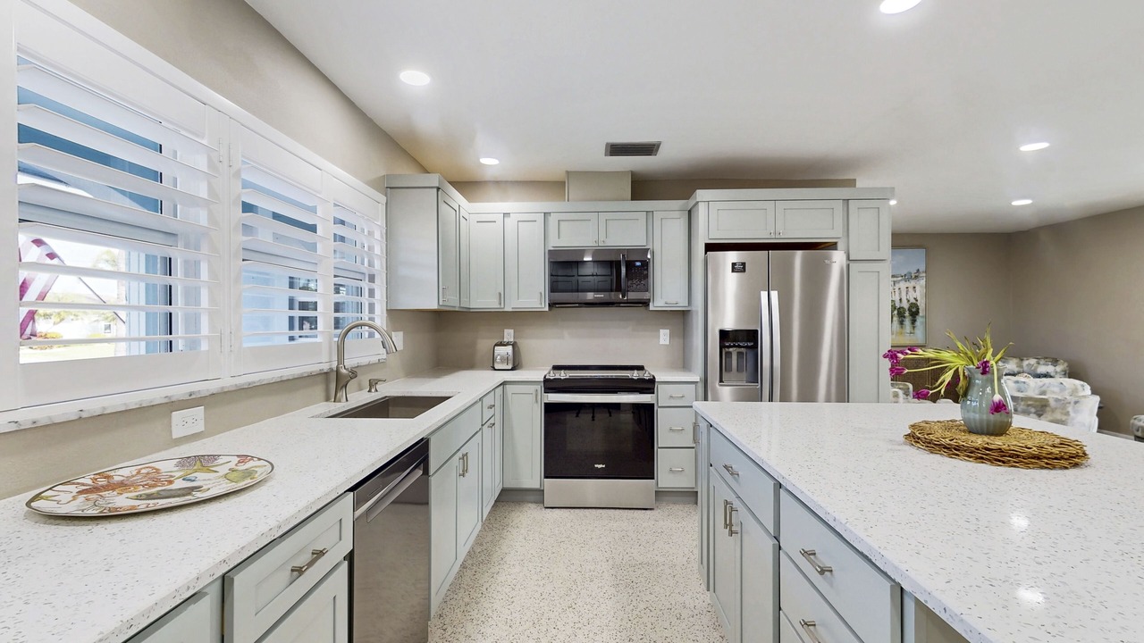 Photo of Kitchen in Lochmoor Waterway Estates
