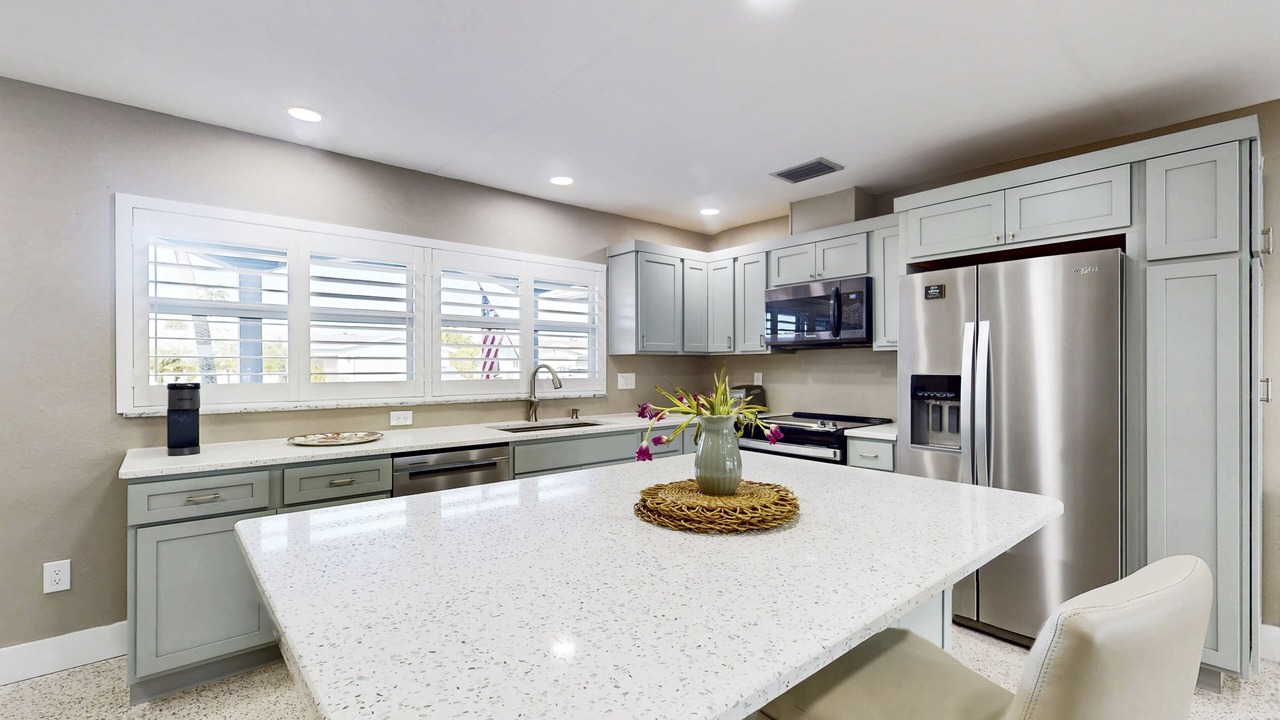 Photo of Kitchen in Lochmoor Waterway Estates