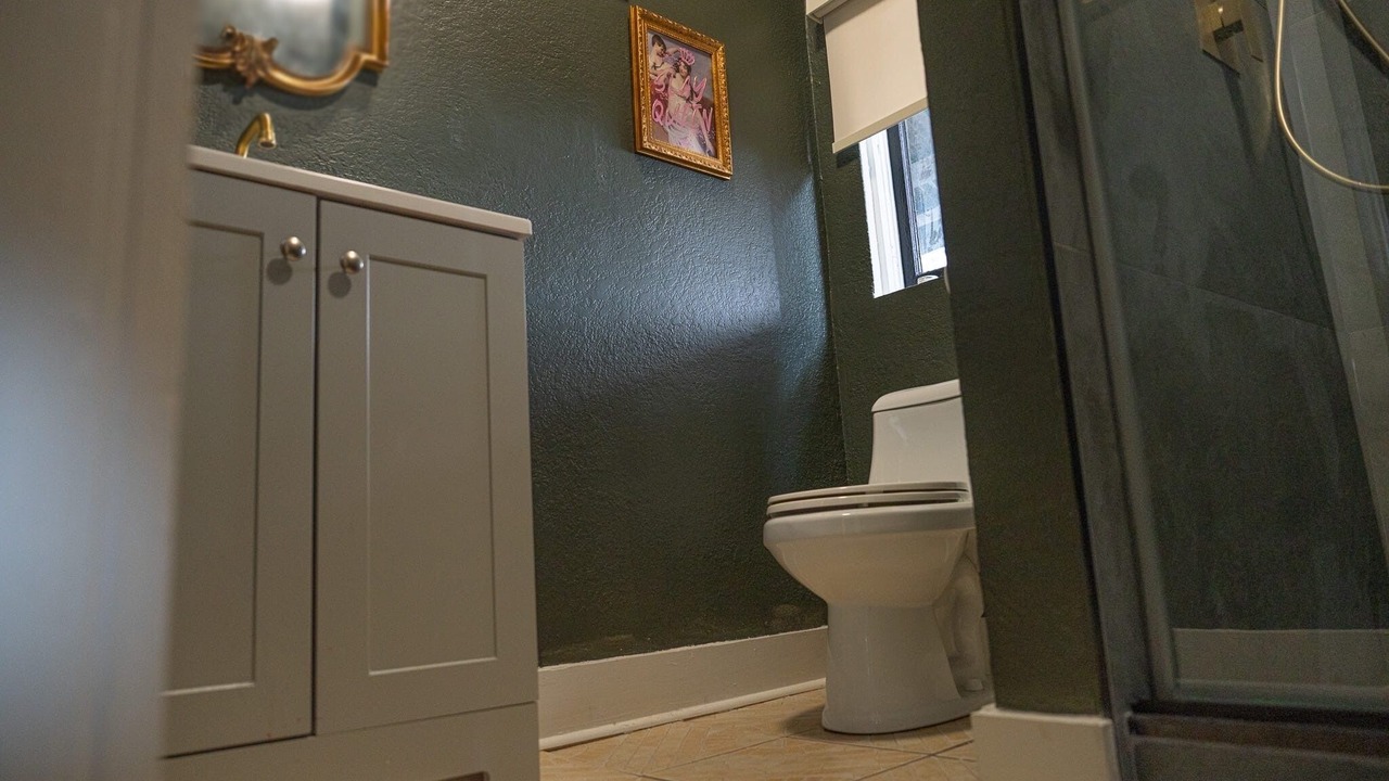 Photo of Bathroom in South Eola