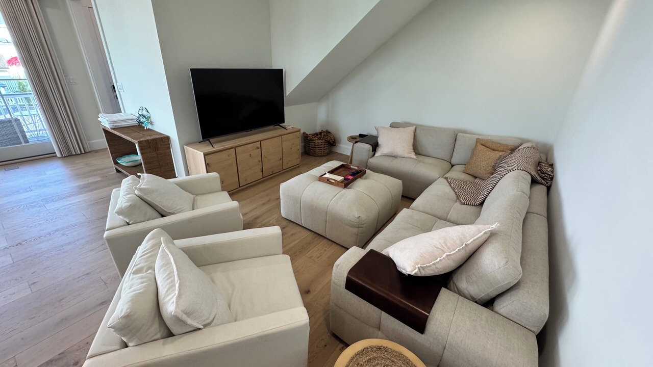 Photo of Livingroom in Somers Point