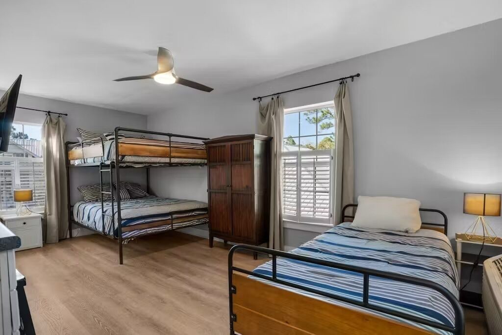 Photo of Bedroom in Sugarwood Beach