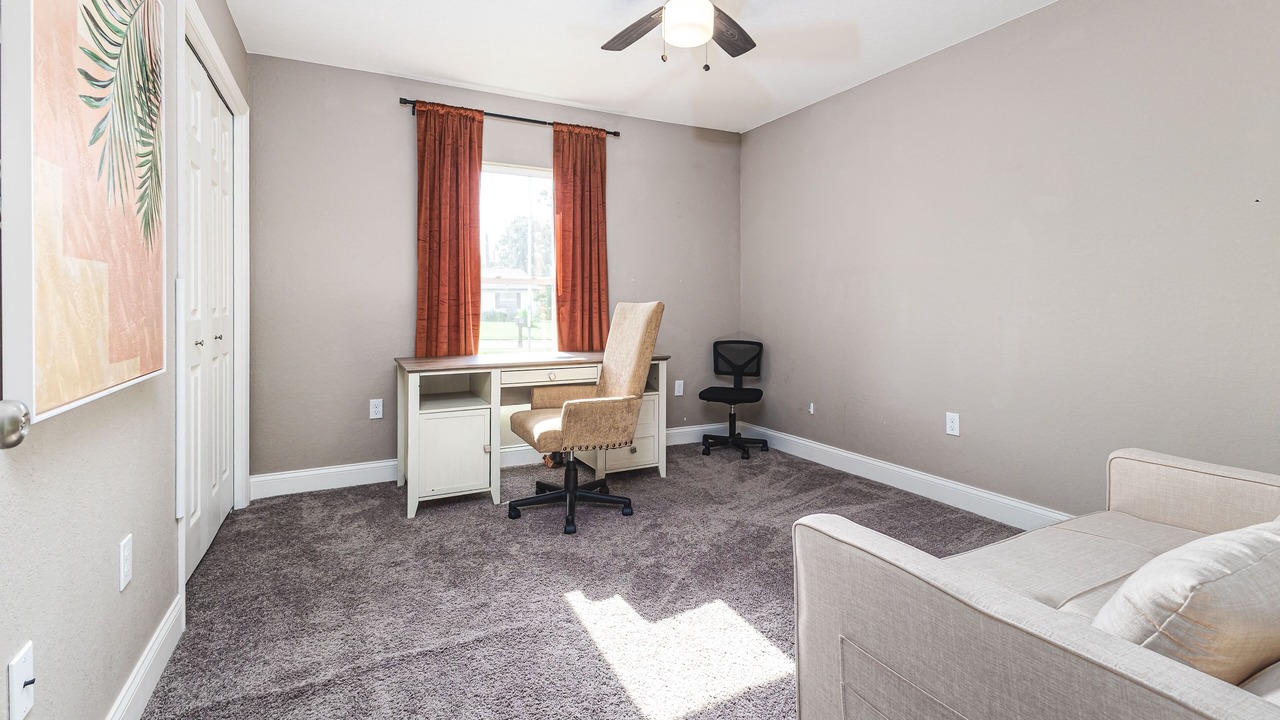 Photo of Livingroom in Lakeland