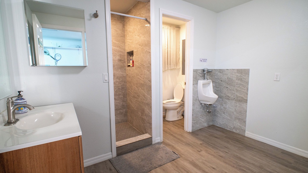 Photo of Bathroom in Trailer Estates