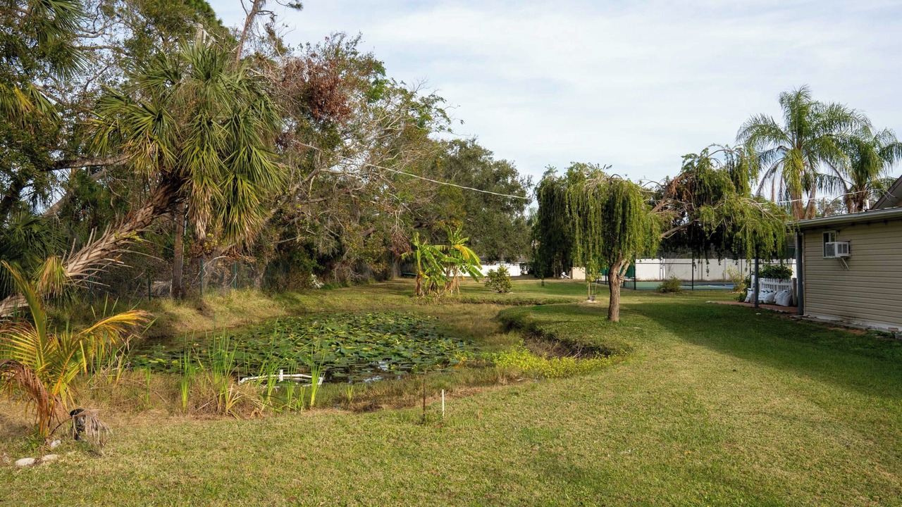 Photo of Outdoor in Trailer Estates