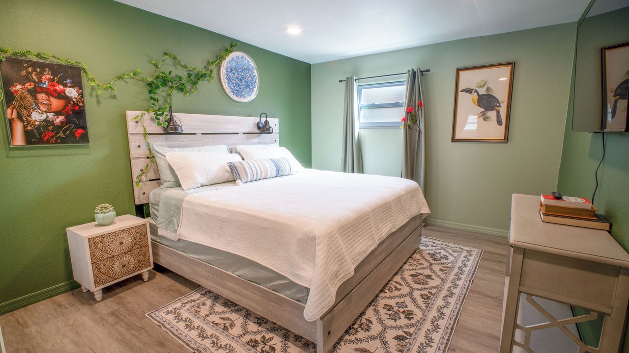 Photo of Bedroom in Trailer Estates